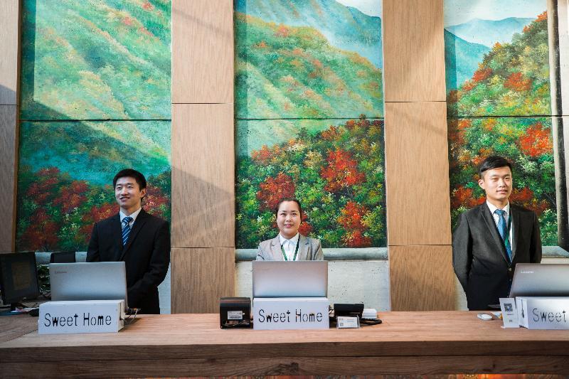 Qiu Guo Hotel Hua Mao Chaoyang  Exterior photo