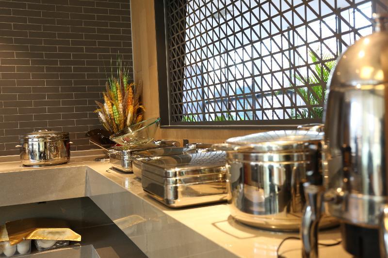 Qiu Guo Hotel Hua Mao Chaoyang  Exterior photo