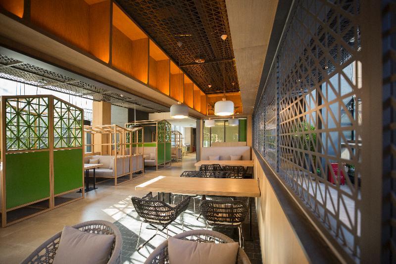 Qiu Guo Hotel Hua Mao Chaoyang  Exterior photo