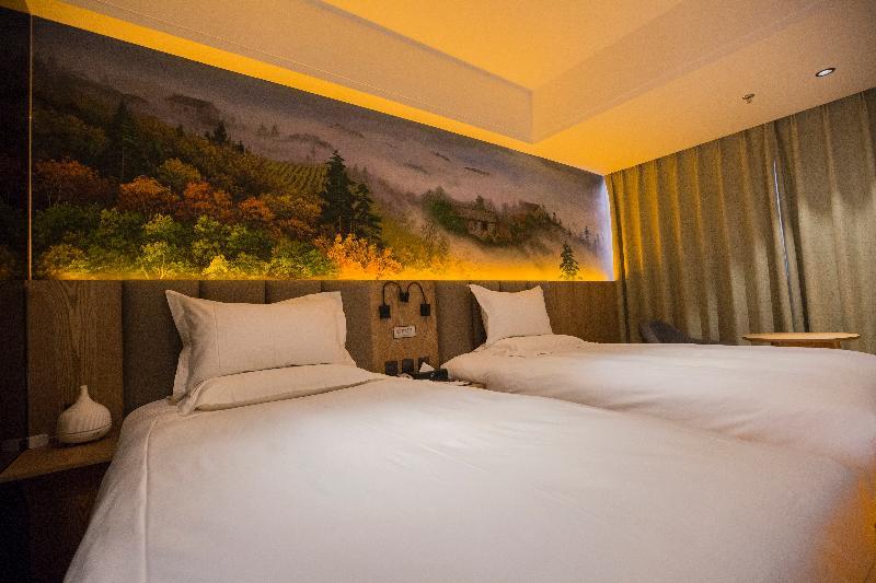 Qiu Guo Hotel Hua Mao Chaoyang  Exterior photo