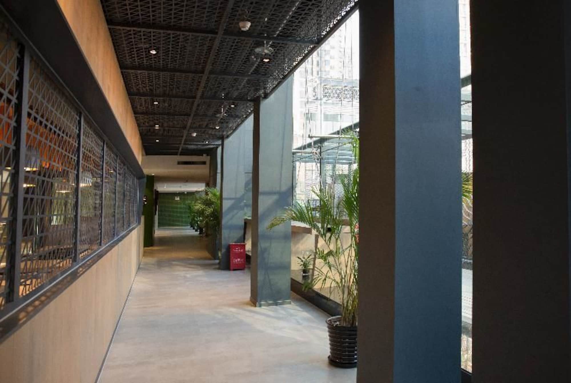 Qiu Guo Hotel Hua Mao Chaoyang  Exterior photo